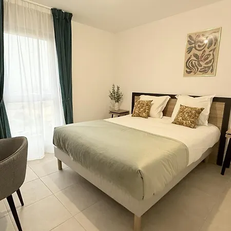 Domitys - Des Oliviers Aparthotel 4*